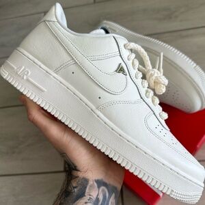 NIKE AIR FORCE 1 LOW CREAM WOMENS 12